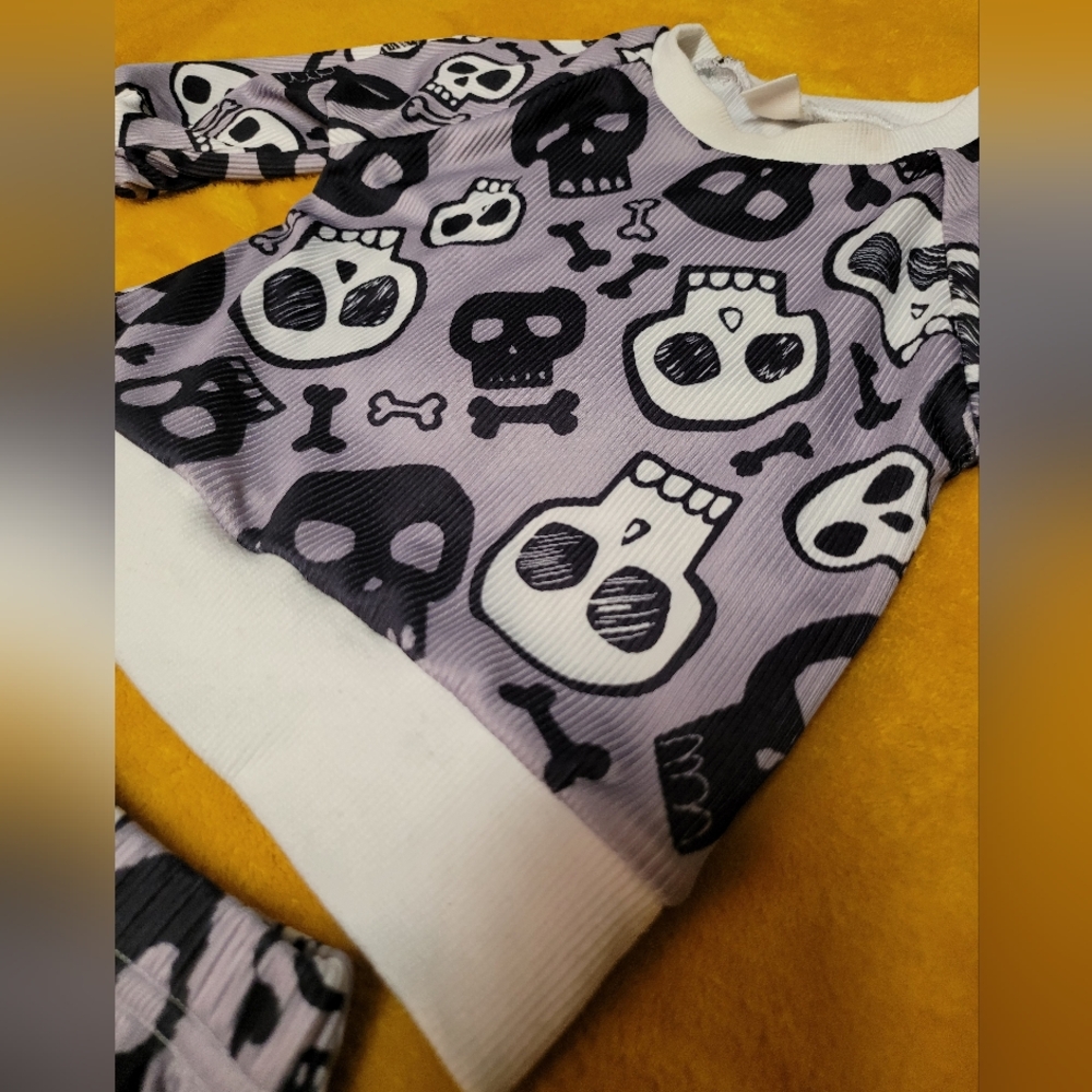 Skull toddler outfit w/ pockets - Picture 7 of 10